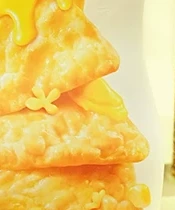 Floral cheese corn-chip package detail